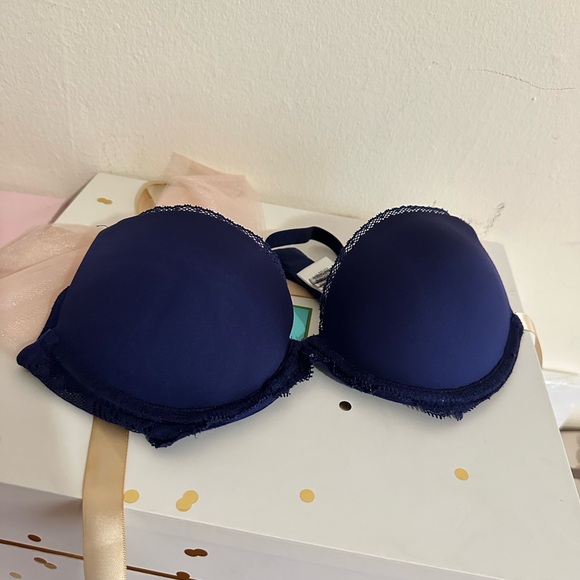 Calvin Klein Deep Blue Lace Trim Bra - Picture 1 of 6
